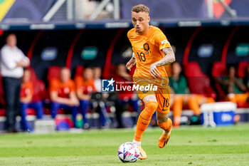2023-06-18 - Noa Lang of The Netherlands during the UEFA Nations League 2023, Third-place match between Netherlands and Italy on June 18, 2023 at De Grolsch Veste, FC Twente stadium in Enschede, Netherlands - FOOTBALL - UEFA NATIONS LEAGUE 2023 - 3RD PLACE - NETHERLANDS V ITALY - UEFA NATIONS LEAGUE - SOCCER