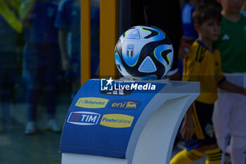 2023-09-26 - The ball of the match prior the UEFA Womens Nations League match between Italy and Sweden at on September 26, 2023 in Castel di Sangro, Italy. ©Photo: Cinzia Camela. - ITALY WOMEN VS SWEDEN - UEFA NATIONS LEAGUE - SOCCER