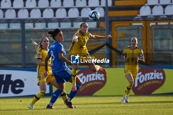 2023-09-26 - Martina Piemonte of Italy and Filippa Angeldal of Sweden compete for the ball during the UEFA Womens Nations League match between Italy and Sweden at on September 26, 2023 in Castel di Sangro, Italy. ©Photo: Cinzia Camela. - ITALY WOMEN VS SWEDEN - UEFA NATIONS LEAGUE - SOCCER