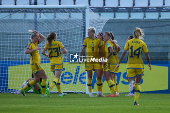 2023-09-26 - Elin Rubensson, Lina Hurtig, Magdalena Eriksson and Nathalie Bjorn of Sweden celebrate the goal during the UEFA Womens Nations League match between Italy and Sweden at on September 26, 2023 in Castel di Sangro, Italy. ©Photo: Cinzia Camela. - ITALY WOMEN VS SWEDEN - UEFA NATIONS LEAGUE - SOCCER