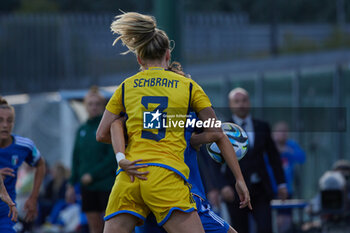 2023-09-26 - Valentina Giacinti of Italy and Linda Sembrant of Sweden compete for the ball during the UEFA Womens Nations League match between Italy and Sweden at on September 26, 2023 in Castel di Sangro, Italy. ©Photo: Cinzia Camela. - ITALY WOMEN VS SWEDEN - UEFA NATIONS LEAGUE - SOCCER