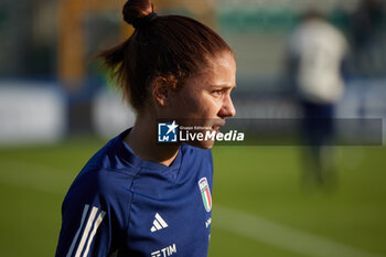2023-09-26 - Manuela Giugliano of Italy during the warm-up of the UEFA Womens Nations League match between Italy and Sweden at on September 26, 2023 in Castel di Sangro, Italy. ©Photo: Cinzia Camela. - ITALY WOMEN VS SWEDEN - UEFA NATIONS LEAGUE - SOCCER