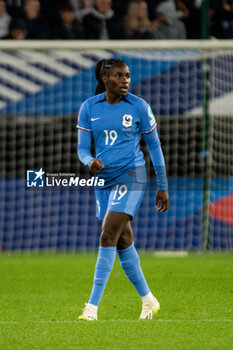 2023-08-02 - Griedge Mbock of France during the 2023 UEFA Women’s Nations League, League A - Group A2 football match between France and Portugal on 22 September 2023 at Stade du Hainaut - Valenciennes, France - FOOTBALL - WOMEN'S NATIONS LEAGUE 2023 - FRANCE V PORTUGAL - UEFA NATIONS LEAGUE - SOCCER