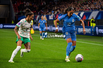 2023-08-02 - Ana Borges of Portugal and Selma Bacha of France fight for the ball during the 2023 UEFA Women’s Nations League, League A - Group A2 football match between France and Portugal on 22 September 2023 at Stade du Hainaut - Valenciennes, France - FOOTBALL - WOMEN'S NATIONS LEAGUE 2023 - FRANCE V PORTUGAL - UEFA NATIONS LEAGUE - SOCCER