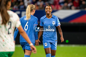 2023-08-02 - Amandine Henry of France and Grace Geyoro of France during the 2023 UEFA Women’s Nations League, League A - Group A2 football match between France and Portugal on 22 September 2023 at Stade du Hainaut - Valenciennes, France - FOOTBALL - WOMEN'S NATIONS LEAGUE 2023 - FRANCE V PORTUGAL - UEFA NATIONS LEAGUE - SOCCER