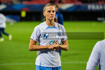 2023-08-02 - Sandie Toletti of France warms up ahead of the 2023 UEFA Women’s Nations League, League A - Group A2 football match between France and Portugal on 22 September 2023 at Stade du Hainaut - Valenciennes, France - FOOTBALL - WOMEN'S NATIONS LEAGUE 2023 - FRANCE V PORTUGAL - UEFA NATIONS LEAGUE - SOCCER