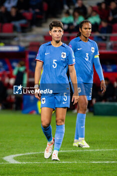 2023-08-02 - Elisa De Almeida of France during the 2023 UEFA Women’s Nations League, League A - Group A2 football match between France and Portugal on 22 September 2023 at Stade du Hainaut - Valenciennes, France - FOOTBALL - WOMEN'S NATIONS LEAGUE 2023 - FRANCE V PORTUGAL - UEFA NATIONS LEAGUE - SOCCER
