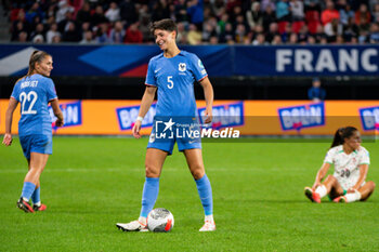 2023-08-02 - Elisa De Almeida of France reacts during the 2023 UEFA Women’s Nations League, League A - Group A2 football match between France and Portugal on 22 September 2023 at Stade du Hainaut - Valenciennes, France - FOOTBALL - WOMEN'S NATIONS LEAGUE 2023 - FRANCE V PORTUGAL - UEFA NATIONS LEAGUE - SOCCER