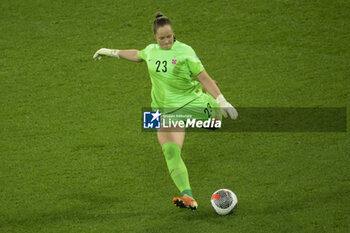 2023-10-31 - Goalkeeper of Norway Aurora Mikalsen during the UEFA Women's Nations League, League A Group A2 football match between France and Norway on October 31, 2023 at Stade Auguste Delaune in Reims, France - FOOTBALL - WOMEN'S NATIONS LEAGUE - FRANCE V NORWAY - UEFA NATIONS LEAGUE - SOCCER