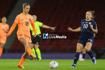 2023-10-31 - Kerstin Casparij of Netherlands and Kirsty Hanson of Scotland during the UEFA Women's Nations League, League A Group A1, football match between Scotland and Netherlands on 31 October 2023 at Hampden Park in Glasgow, Scotland - FOOTBALL - WOMEN'S NATIONS LEAGUE - SCOTLAND V NETHERLANDS - UEFA NATIONS LEAGUE - SOCCER