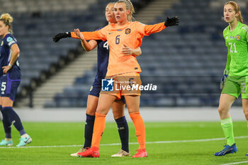 2023-10-31 - Rachel Corsie of Scotland and and Jill Roord of Netherlands during the UEFA Women's Nations League, League A Group A1, football match between Scotland and Netherlands on 31 October 2023 at Hampden Park in Glasgow, Scotland - FOOTBALL - WOMEN'S NATIONS LEAGUE - SCOTLAND V NETHERLANDS - UEFA NATIONS LEAGUE - SOCCER