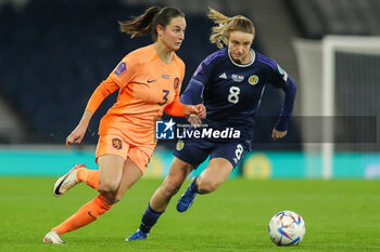 2023-10-31 - Caitlin Dijkstra of Netherlands and Christy Grimshaw of Scotland during the UEFA Women's Nations League, League A Group A1, football match between Scotland and Netherlands on 31 October 2023 at Hampden Park in Glasgow, Scotland - FOOTBALL - WOMEN'S NATIONS LEAGUE - SCOTLAND V NETHERLANDS - UEFA NATIONS LEAGUE - SOCCER