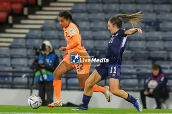 2023-10-31 - Esmee Brugts of Netherlands and Lisa Evans of Scotland during the UEFA Women's Nations League, League A Group A1, football match between Scotland and Netherlands on 31 October 2023 at Hampden Park in Glasgow, Scotland - FOOTBALL - WOMEN'S NATIONS LEAGUE - SCOTLAND V NETHERLANDS - UEFA NATIONS LEAGUE - SOCCER