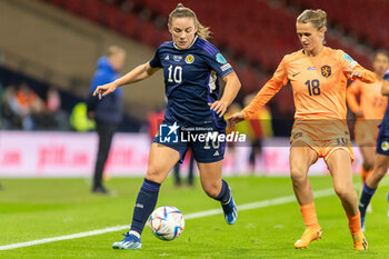 2023-10-31 - Kirsty Hanson of Scotland and Kerstin Casparij of Netherlands during the UEFA Women's Nations League, League A Group A1, football match between Scotland and Netherlands on 31 October 2023 at Hampden Park in Glasgow, Scotland - FOOTBALL - WOMEN'S NATIONS LEAGUE - SCOTLAND V NETHERLANDS - UEFA NATIONS LEAGUE - SOCCER