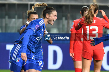 2023-12-05 - Cecilia Salvai of Italia celebrates scoring her team's first goal to make the score 2-0 during Women Nation League match between Italia and Swittzerland at Stadio Ennio Tardini, Parma - WOMEN - ITALY VS SWITZERLAND - UEFA NATIONS LEAGUE - SOCCER
