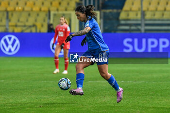 2023-12-05 - Martina Piemonte of Italia in action during Women Nation League match between Italia and Swittzerland at Stadio Ennio Tardini, Parma - WOMEN - ITALY VS SWITZERLAND - UEFA NATIONS LEAGUE - SOCCER