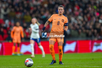 2023-12-01 - Sherida Spitse (8) of Netherlands during the UEFA Women's Nations League, Group A football match between England and Netherlands on 1 December 2023 at Wembley Stadium in London, England - FOOTBALL - WOMEN'S NATIONS LEAGUE - ENGLAND V NETHERLANDS - UEFA NATIONS LEAGUE - SOCCER