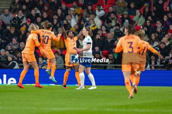 2023-12-01 - Lineth Beerensteyn (7) of Netherlands scores a goal and celebrates 0-1 during the UEFA Women's Nations League, Group A football match between England and Netherlands on 1 December 2023 at Wembley Stadium in London, England - FOOTBALL - WOMEN'S NATIONS LEAGUE - ENGLAND V NETHERLANDS - UEFA NATIONS LEAGUE - SOCCER