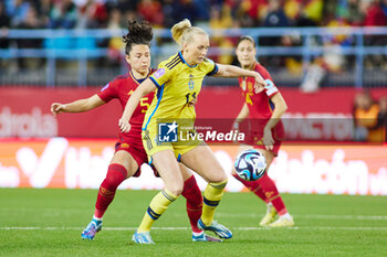 2023-12-05 - Stina Blackstenius of Sweden and Ivana Andrés of Spain during the UEFA Women's Nations League, Group D football match between Spain and Sweden on December 5, 2023 at La Rosaleda stadium in Malaga, Spain - FOOTBALL - WOMEN'S NATIONS LEAGUE - SPAIN V SWEDEN - UEFA NATIONS LEAGUE - SOCCER
