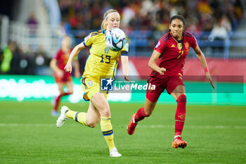 2023-12-05 - Emma Ostlund of Sweden and Salma Paralluelo of Spain during the UEFA Women's Nations League, Group D football match between Spain and Sweden on December 5, 2023 at La Rosaleda stadium in Malaga, Spain - FOOTBALL - WOMEN'S NATIONS LEAGUE - SPAIN V SWEDEN - UEFA NATIONS LEAGUE - SOCCER