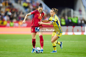 2023-12-05 - Jennifer Hermoso of Spain and Julia Zigotti Olme of Sweden during the UEFA Women's Nations League, Group D football match between Spain and Sweden on December 5, 2023 at La Rosaleda stadium in Malaga, Spain - FOOTBALL - WOMEN'S NATIONS LEAGUE - SPAIN V SWEDEN - UEFA NATIONS LEAGUE - SOCCER