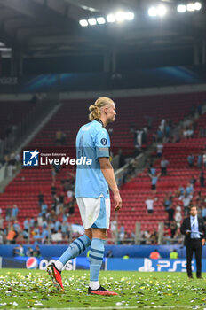 2023-08-16 - 9 ERLING HAALAND of Manchester City after winning the UEFA Super Cup match between Manchester City and Sevilla FC at Georgios Karaiskakis Stadium on August 16, 2023, in Piraeus, Greece. - UEFA SUPER CUP MANCHESTER CITY VS SEVILLA FC - UEFA SUPER CUP - SOCCER