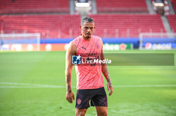 2023-08-15 - 4 KALVIN PHILLIPS of Manchester City during the team training session ahead of the UEFA Super Cup Final 2023 at Georgios Karaiskakis Stadium on August 15, 2023, in Piraeus, Greece. - MANCHESTER CITY TRAINING SESSION BEFORE THE UEFA SUPER CUP 2023 GAME - UEFA SUPER CUP - SOCCER