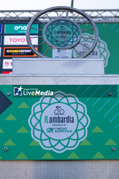 2023-10-07 - trophy of 117° Il Lombardia - 2023 GIRO DI LOMBARDIA - STREET - CYCLING
