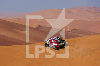 2023-01-12 - 200 AL-ATTIYAH Nasser (qat), BAUMEL Mathieu (fra), Toyota Gazoo Racing, Toyota Hilux, Auto, FIA W2RC, action during the Stage 11 of the Dakar 2023 between Shaybah and Empty Quarter Marathon, on January 12, 2023 in Empty Quarter Marathon, Saudi Arabia - AUTO - DAKAR 2023 - STAGE 11 - GIRO D'ITALIA - CYCLING