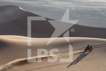 2023-01-12 - 47 BENAVIDES Kevin (arg), Red Bull KTM Factory Racing, KTM, Moto, FIM W2RC, action during the Stage 11 of the Dakar 2023 between Shaybah and Empty Quarter Marathon, on January 12, 2023 in Empty Quarter Marathon, Saudi Arabia - AUTO - DAKAR 2023 - STAGE 11 - GIRO D'ITALIA - CYCLING