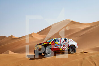 2023-01-12 - 248 ZI Yunliang (chn), SHA He (chn), BAIC ORV, BAIC, Auto, FIA W2RC, action during the Stage 11 of the Dakar 2023 between Shaybah and Empty Quarter Marathon, on January 12, 2023 in Empty Quarter Marathon, Saudi Arabia - AUTO - DAKAR 2023 - STAGE 11 - RALLY - MOTORS