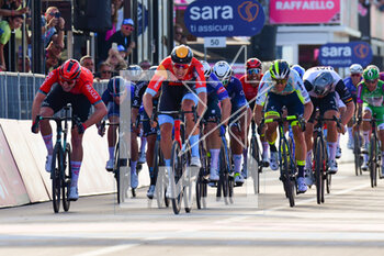 2023-05-07 - Finish Line Tappa 2 Giro d'Italia - 2 STAGE - TERAMO - SAN SALVO - GIRO D'ITALIA - CYCLING