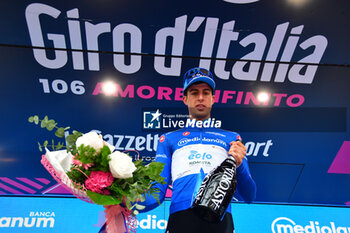 2023-05-18 - Davide Bais - Maglia Azzurra stage 12 - Giro D'Italia 2023 - 12 STAGE - BRA - RIVOLI - GIRO D'ITALIA - CYCLING