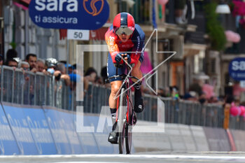 2023-05-06 - SWIFT Ben Ineos team - 1 STAGE - COSTA DEI TRABOCCHI - FOSSACESIA MARINA/ORTONA - GIRO D'ITALIA - CYCLING