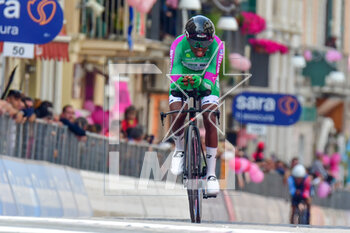 2023-05-06 - MULUEBRHAN Henok - Green Project-Bardiani CSF-Faizane - 1 STAGE - COSTA DEI TRABOCCHI - FOSSACESIA MARINA/ORTONA - GIRO D'ITALIA - CYCLING