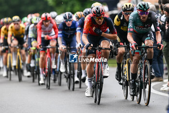 2023-05-21 - BERGAMO, ITALY - MAY 21: Ben Swift of The United Kingdom and Team INEOS, Nico Denz of Germany and Team BORA compete during the 106th Giro d'Italia 2023, Stage 15 a 195km stage from Seregno to Bergamo / #UCIWT / on May 21, 2023 in Seregno, Italy. Photo Tiziano Ballabio - 15 STAGE - SEREGNO - BERGAMO - GIRO D'ITALIA - CYCLING
