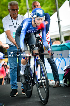2023-06-30 - MUZIC Evita (FRA) - Team FDJ-SUEZ - Giro d'Italia Women 2023. First stage in Chianciano Terme. Time trial. Start of the stage - STAGE 1 - WOMEN'S GIRO D'ITALIA - GIRO D'ITALIA - CYCLING