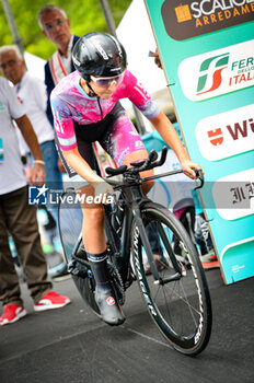 2023-06-30 - PEREIRA Beatriz (POR) - Team BIZKAIA-DURANGO - Giro d'Italia Women 2023. First stage in Chianciano Terme. Time trial. Start of the stage - STAGE 1 - WOMEN'S GIRO D'ITALIA - GIRO D'ITALIA - CYCLING