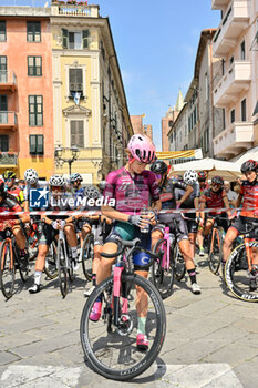 2023-07-07 - Veronica Ewers (USA) - Team EF Education – Tibco – SVB - GIRO D'ITALIA WOMEN - STAGE 7 - ALBENGA-ALASSIO - GIRO D'ITALIA - CYCLING