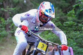 2023-07-01 - Finn Iles (CAN) in action during DH Elite Men race, at UCI MTB World Cup 2023, Val di Sole stage on July 01, 2023 in Val di Sole, Trento, Italy. - UCI MTB  WORLD CUP - DOWNHILL ELITE MEN RACE - MTB - MOUNTAIN BIKE - CYCLING