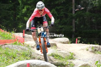 2023-07-02 - Puck Pieterse (NED) in action during XCO Elite Women race, at UCI MTB World Series 2023, Val di Sole stage on July 02, 2023 in Val di Sole, Trento, Italy. - UCI MTB WORLD CUP - XCO ELITE WOMEN RACE - MTB - MOUNTAIN BIKE - CYCLING