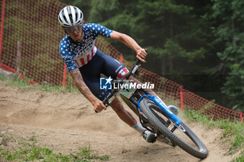 2023-07-02 - Bjorn Riley (USA) in action during XCO U23 Men race, at UCI MTB World Series 2023, Val di Sole stage on July 02, 2023 in Val di Sole, Trento, Italy. - UCI MTB WORLD CUP - XCO U23 MEN RACE - MTB - MOUNTAIN BIKE - CYCLING