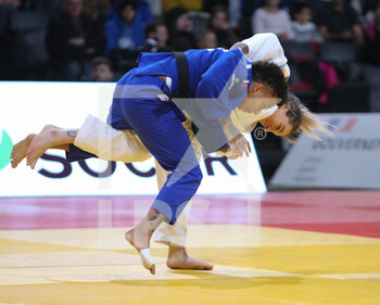 04/02/2023 - Amandine Buchard of France and Distria Krasniqi of Kosovo, Women's -52Kg during the Judo Paris Grand Slam 2023 on February 4, 2023 at Arena in Paris, France - JUDO - PARIS GRAND SLAM 2023 - JUDO - CONTATTO