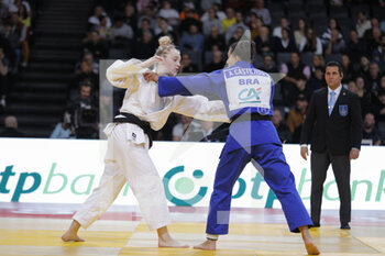 05/02/2023 - Hilde Jager (NED) won against Alexia Castilhos (BRA) during the International Judo Paris Grand Slam 2023 (IJF) on February 5, 2023 at Accor Arena in Paris, France - JUDO - PARIS GRAND SLAM 2023 - JUDO - CONTATTO