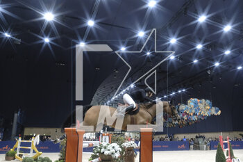 18/03/2023 - Henrik von Eckermann (NED) riding Iliana during the Saut Hermès 2023, equestrian FEI event on March 18, 2023 at the ephemeral Grand-palais in Paris, France - EQUESTRIAN - THE SAUT HERMES 2023 - INTERNAZIONALI - EQUITAZIONE