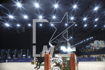 18/03/2023 - Maikel van der Vleuten (BEL) riding O'Bailey v. Brouwershof during the Saut Hermès 2023, equestrian FEI event on March 18, 2023 at the ephemeral Grand-palais in Paris, France - EQUESTRIAN - THE SAUT HERMES 2023 - INTERNAZIONALI - EQUITAZIONE