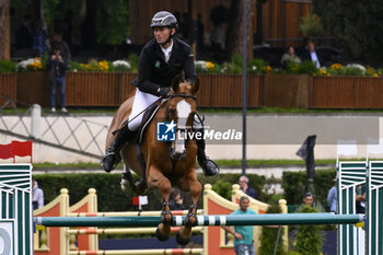 2023-05-25 - Koen Vereecke (BEL) during the 90° CSIO ROMA 2023, CSIO5* A against the clock (238.2.1) - 1.50m - 30.000 € - LR - presented by ENI, on May 25, 2023 at Piazza di Siena in Rome, Italy. - CSIO ROMA PIAZZA DI SIENA - INTERNATIONALS - EQUESTRIAN