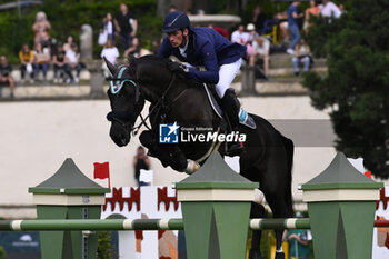 2023-05-25 - Daniel Deusser (GER) during the 90° CSIO ROMA 2023, CSIO5* A against the clock (238.2.1) - 1.50m - 30.000 € - LR - presented by ENI, on May 25, 2023 at Piazza di Siena in Rome, Italy. - CSIO ROMA PIAZZA DI SIENA - INTERNATIONALS - EQUESTRIAN