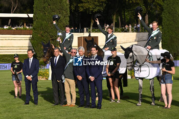2023-05-26 - Ireland Team during the 90° CSIO ROMA 2023, CSIO5* Nations Cup - 1.60m - 220.000 € - LR - GP Q - 2nd Round - NATIONS CUP INTESA SANPAOLO, on May 26, 2023 at Piazza di Siena in Rome, Italy. - CSIO ROMA PIAZZA DI SIENA - INTERNATIONALS - EQUESTRIAN