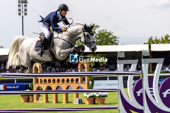 2023-08-30 - BENGTSSON Rolf-Goran of Sweden riding Zuccero during the FEI European Jumping Championship 2023, Equestrian event on August 30, 2023 at hippodrome Snai San Siro in Milan, Italy - 2023 JUMPING EUROPEAN CHAMPIONSHIP - INTERNATIONALS - EQUESTRIAN